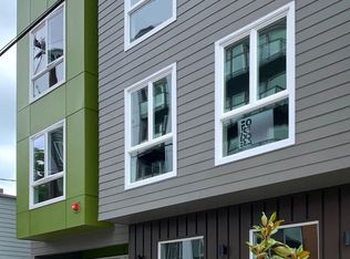8130 SE Woodward St #302, Portland, OR 97206