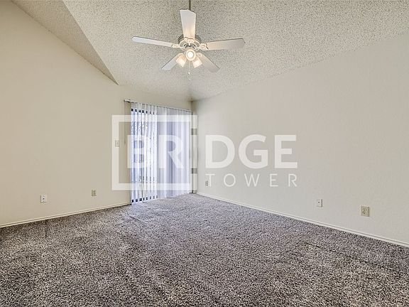 5th image of 905 Boxwood Dr
