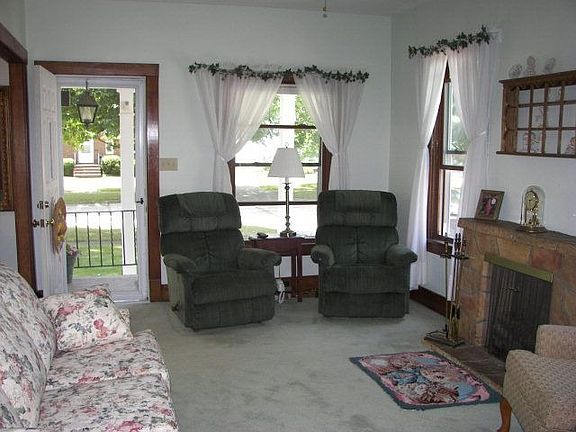 2nd image of 111 McKinley St