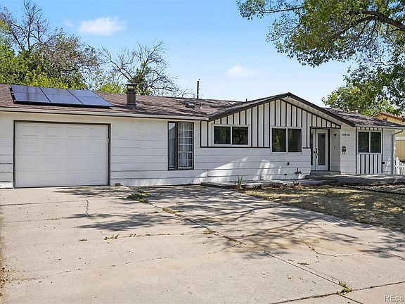 3rd image of 10950 Acoma Street