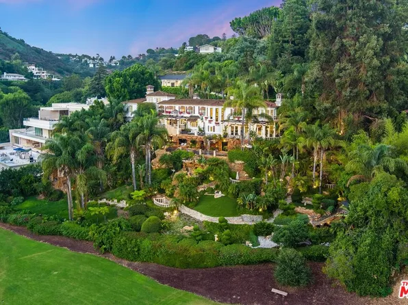 10824 Chalon Rd, Los Angeles, CA 90077