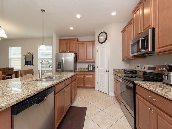 3rd image of 11769 Winterset Cove Dr