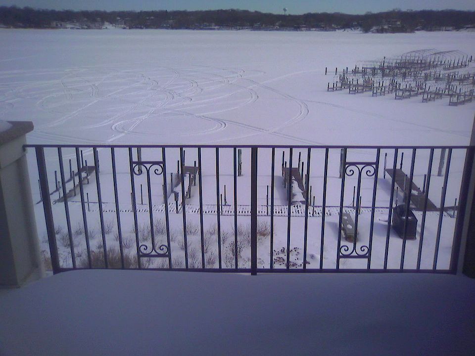 1st image of 21955 Minnetonka Blvd APT 9