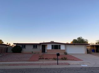 4225 S Queen Palm Dr, Tucson, AZ 85730