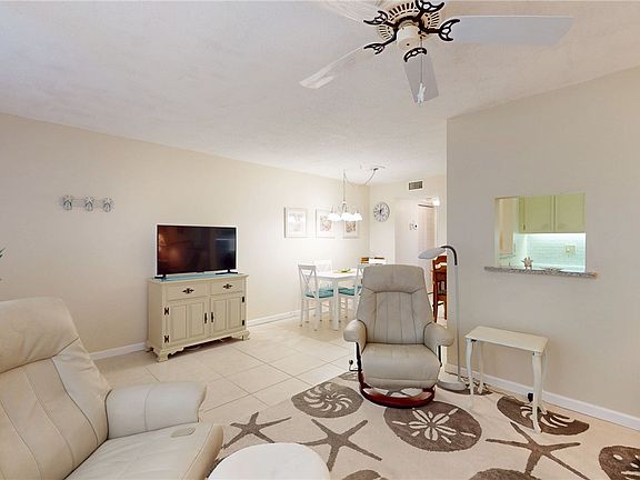 5th image of 2800 Indian River Blvd APT P3