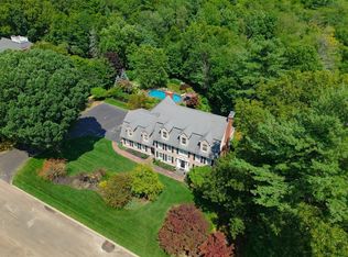 25 Erin Way, Holliston, MA 01746