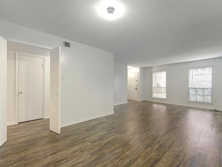 6723 Tarnef Dr #723 — Photo 5