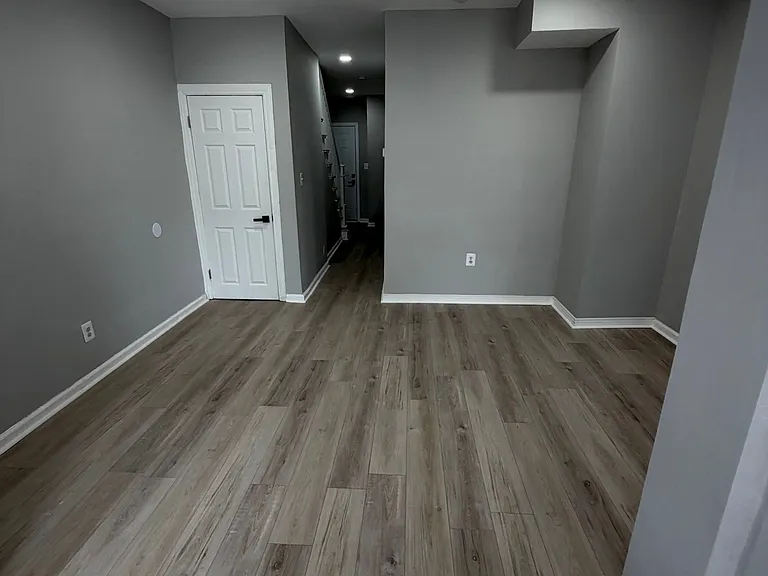 3306 W Franklin St #MAIN — Photo 3