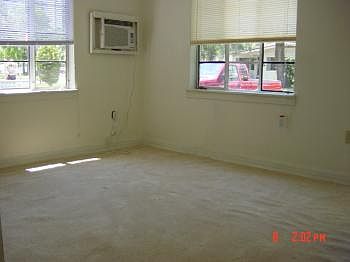 3rd image of 506 E Church St APT 1