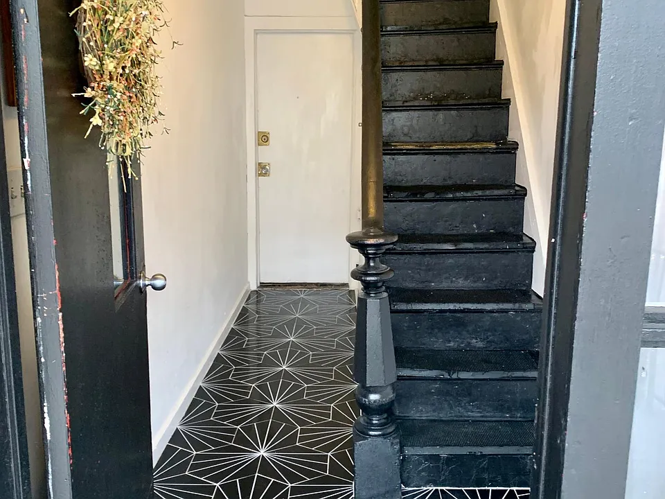 41 Wayne Ave #2