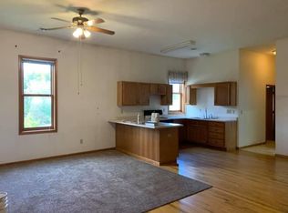 2-302N9510 County Line Rd #2, Hartland, WI 53029