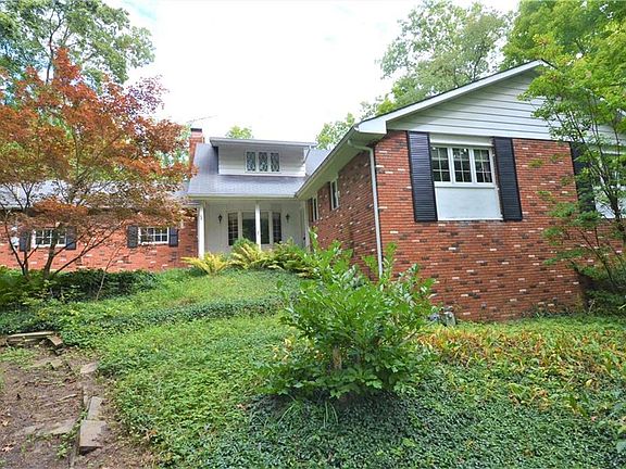 2nd image of 6867 Westwood Dr