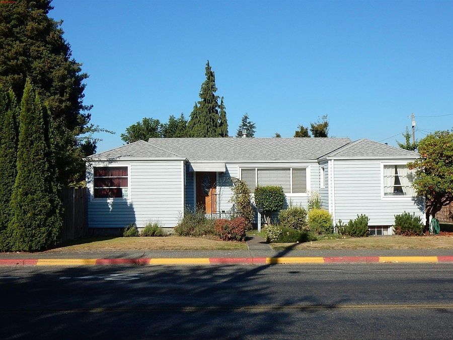 1st image of 7002 Yakima Ave