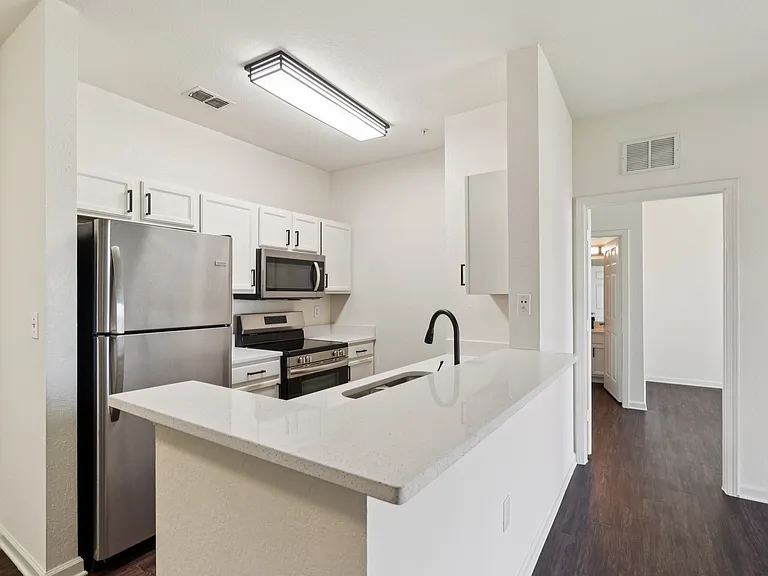 Royal Palm Terrace — Photo 25