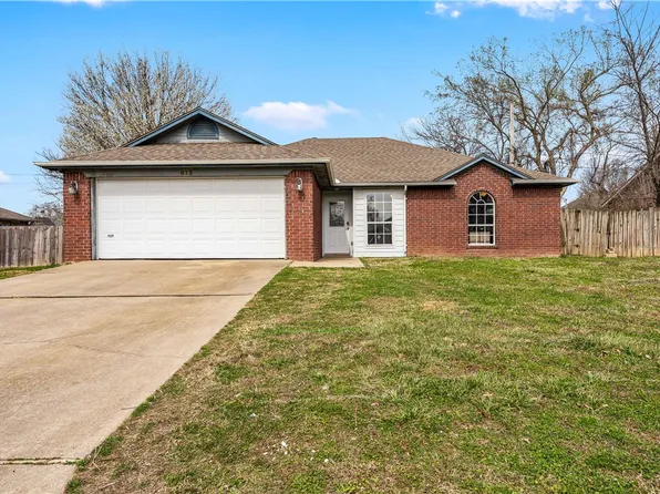613 Del Cir, Lowell, AR 72745