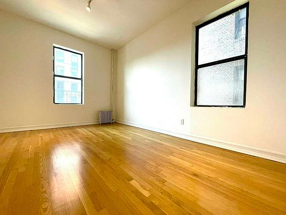 5th image of 436 Eastern Pkwy APT 3H