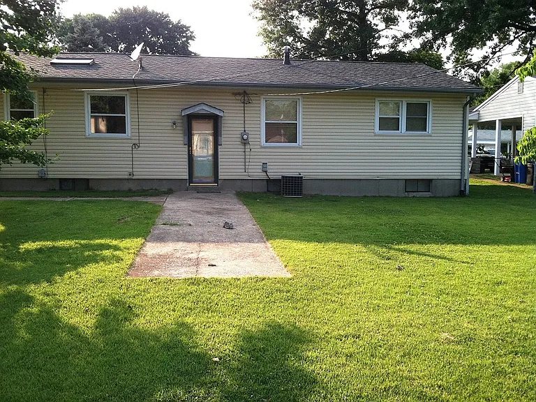 10 Radford Dr — Photo 7