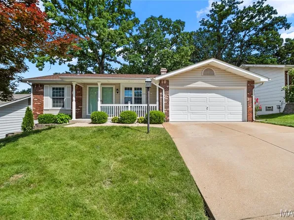 4108 Marseille Dr, Saint Louis, MO 63129