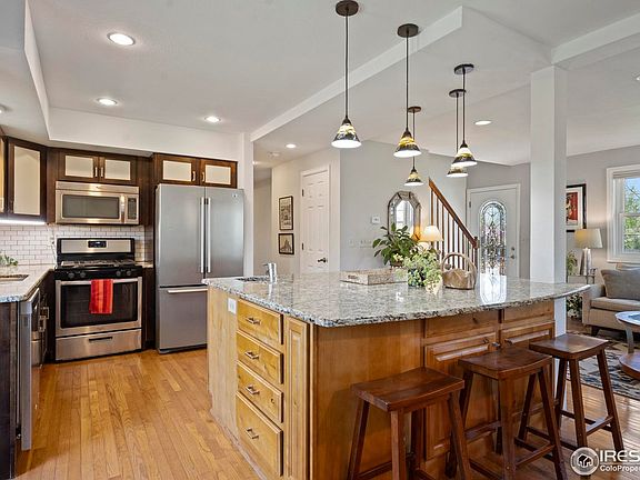 3rd image of 3017 Nevada Pl