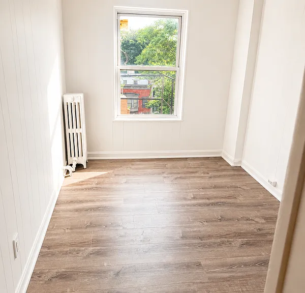 276 State St #9 — Photo 4