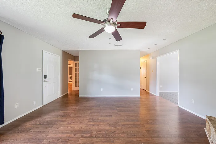1153 Brookswood Ave — Photo 6