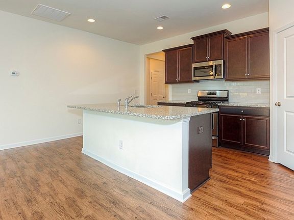 3rd image of 58 N Great White Way