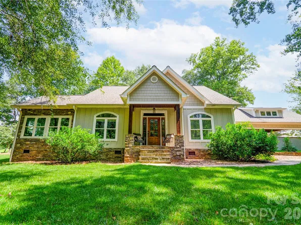 244 Randall Rd, Shelby, NC 28152