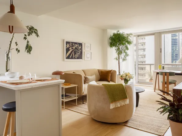 234 East 46th Street 202 image 1 of 9
