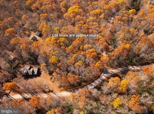 40 W Big Piney Dr, Oakland, MD 21550