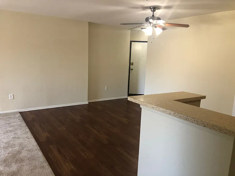 Riverside Terrace Apartments — Photo 55