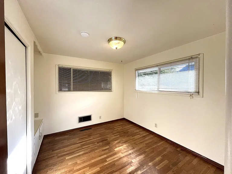 2310 Walnut St — Photo 14