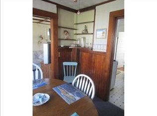 63 Parkwood Dr, Wareham, MA 02571