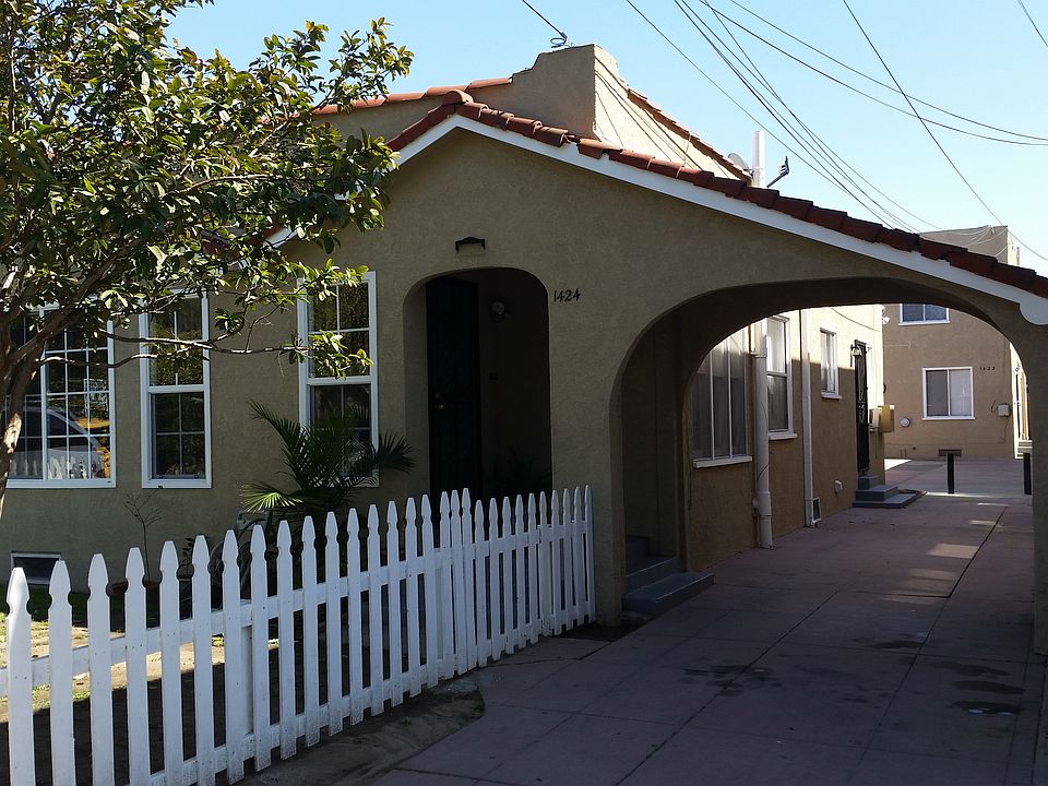 Front House - 1422 Orizaba Avenue LB 90804