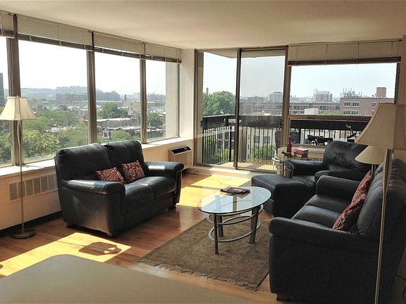 2nd image of 1455 N Sandburg Ter APT 901