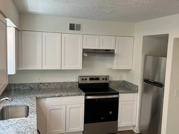 Rockingham Apartments