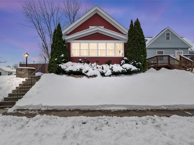 2448 2nd St SW, Cedar Rapids, IA, 52404