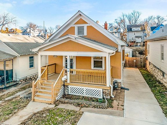 2nd image of 4215 Scarritt Ave