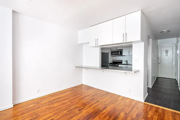 Rented by Powered by DMT LLC | media 9