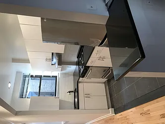Rented by Metropolis Real Estate of Manhattan