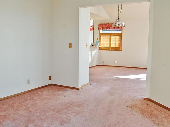 4th image of 6452 NE Neptune Dr