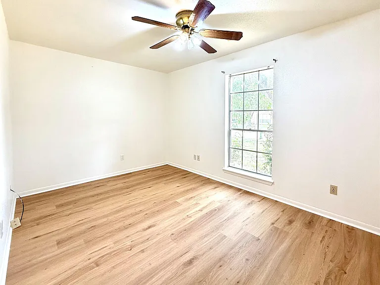 9631 Secretariat Dr — Photo 19