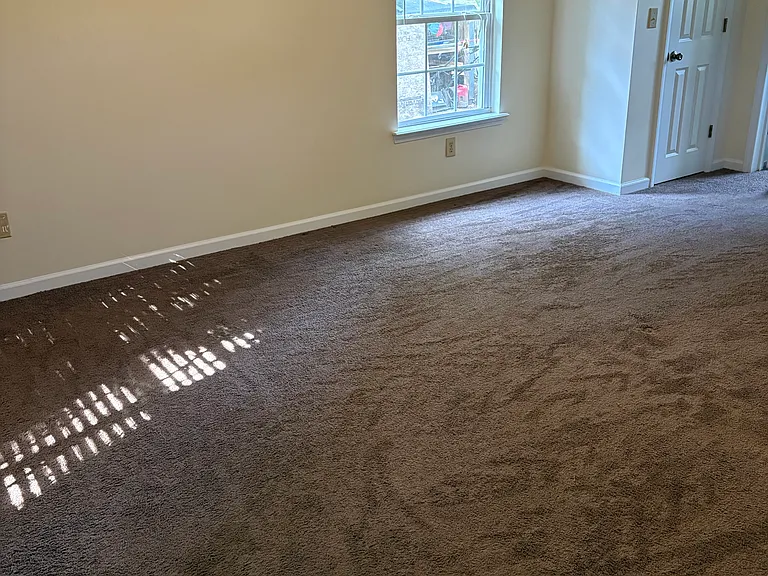 1027 Bonham Ave — Photo 15