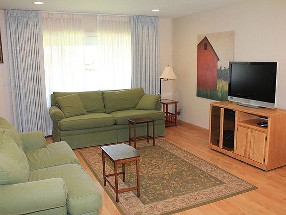 3rd image of 3125 Lenark Dr