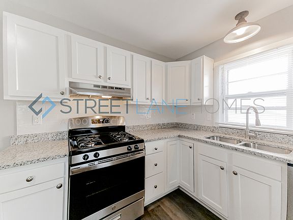 4th image of 9808 Harold Dr