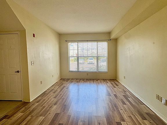 4th image of 25113 Harbour Vista Cir