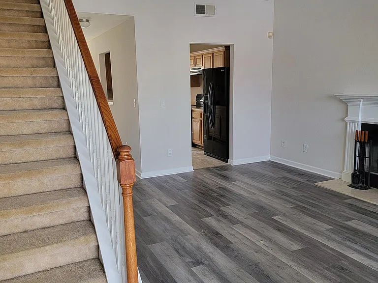 6565 White Walnut Way — Photo 9