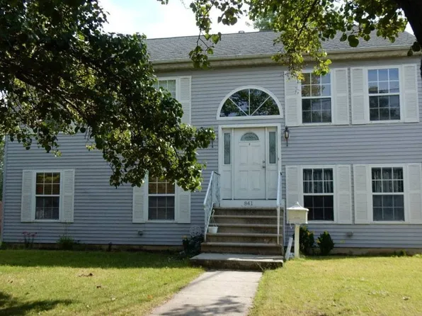 841 Powell St, Gloucester City, NJ 08030