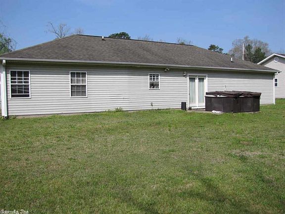 4th image of 1038 S 15th St