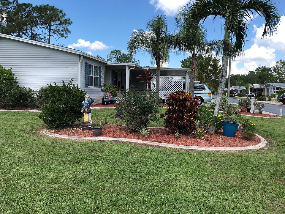 2nd image of 19425 Charleston Cir