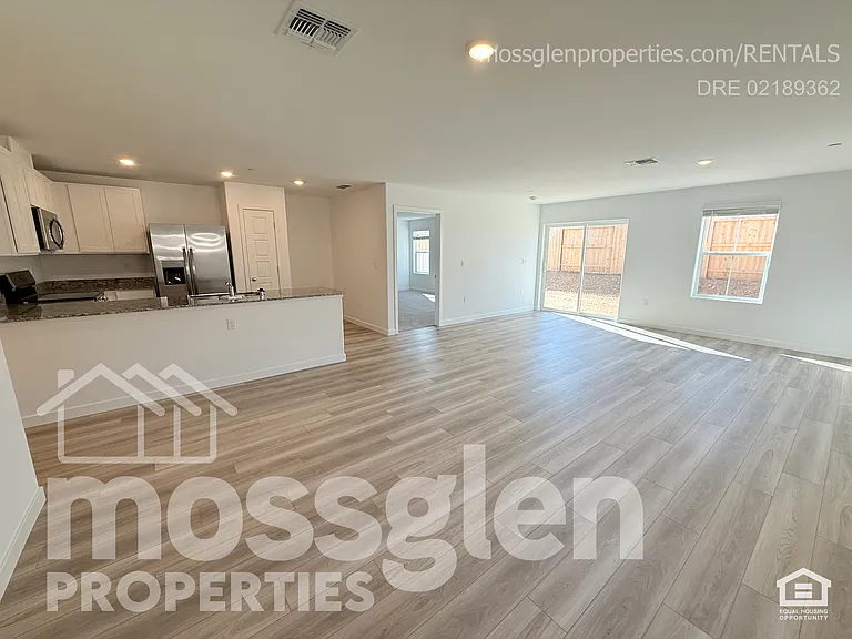4447 Greenshank Way — Photo 15
